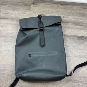 Rains Rolltop Rucksack Backpack Gray Men’s Travel Work Commuter Bag Waterproof